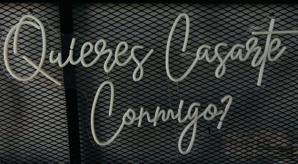 Rótulo de Neón - "Queres Casarte Conmigo"